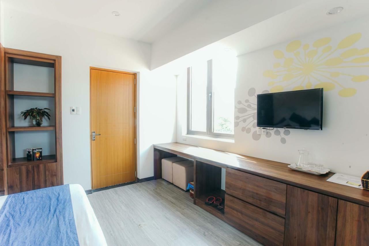 Royal Lion Hotel & Apartment Da Nang Buitenkant foto